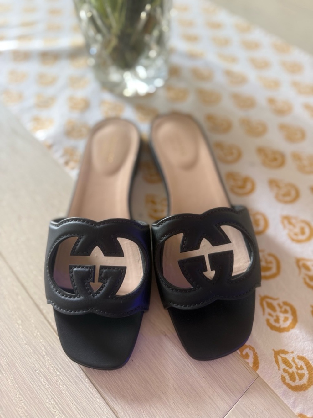 Gucci Slide Sandals Interlocking G - Picture 5 of 7